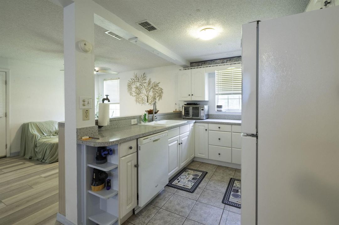 11-web-or-mls-Inside_5