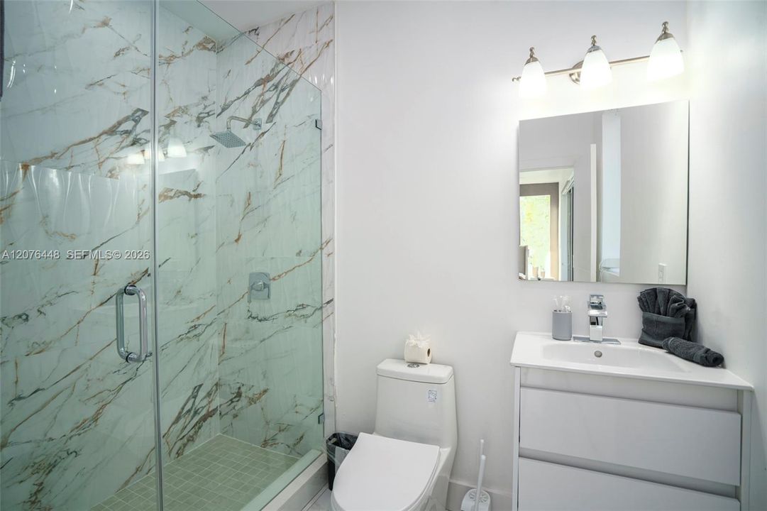 В аренду: $9,995 (5 спален, 4 ванн, 2532 Квадратных фут)