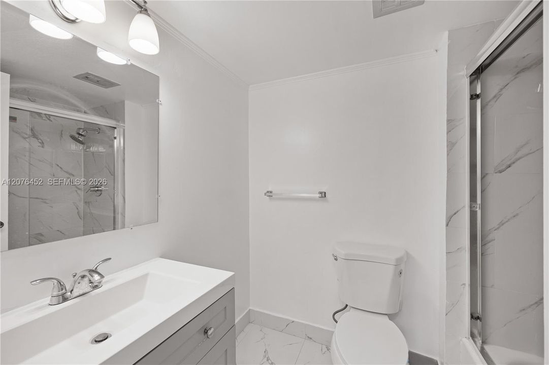 En Venta: $310,000 (2 camas, 2 baños, 1060 Pies cuadrados)