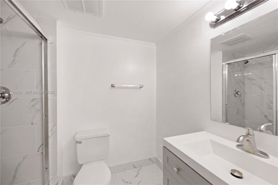 En Venta: $310,000 (2 camas, 2 baños, 1060 Pies cuadrados)