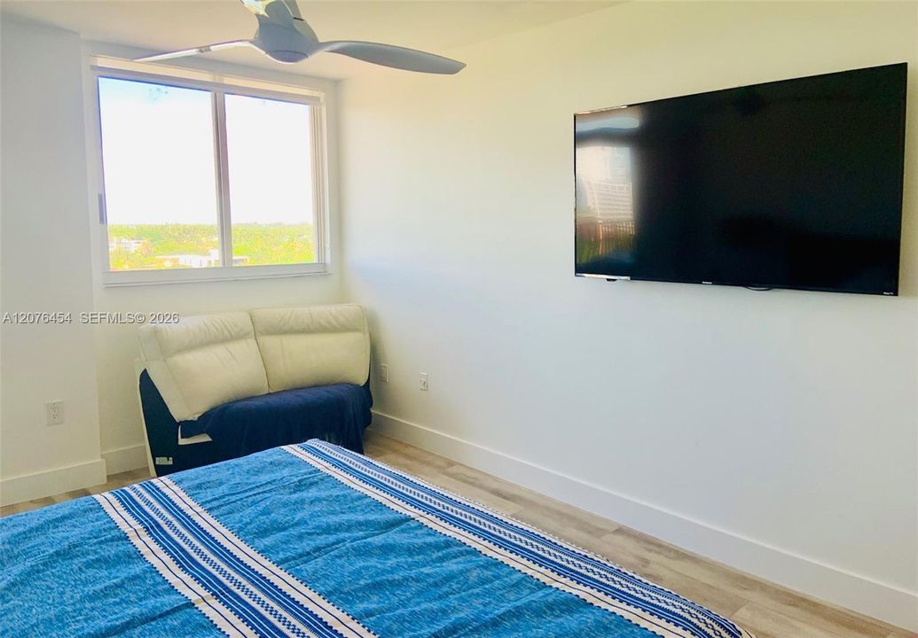 В аренду: $4,300 (2 спален, 2 ванн, 1330 Квадратных фут)