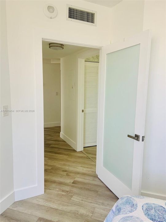 В аренду: $4,300 (2 спален, 2 ванн, 1330 Квадратных фут)