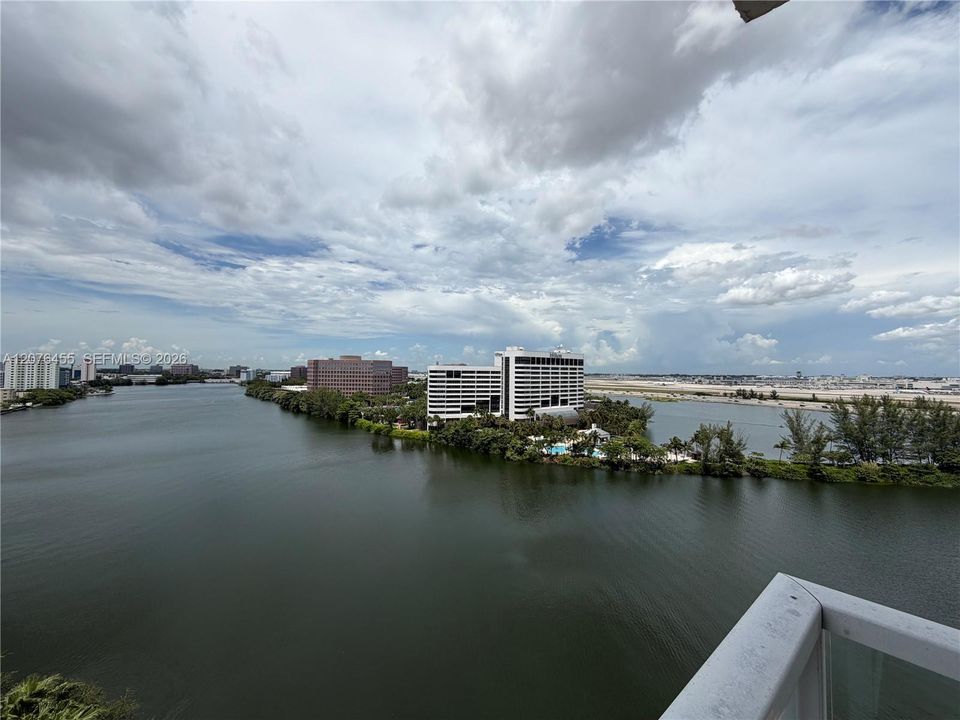 For Sale: $510,000 (3 beds, 2 baths, 1308 Square Feet)