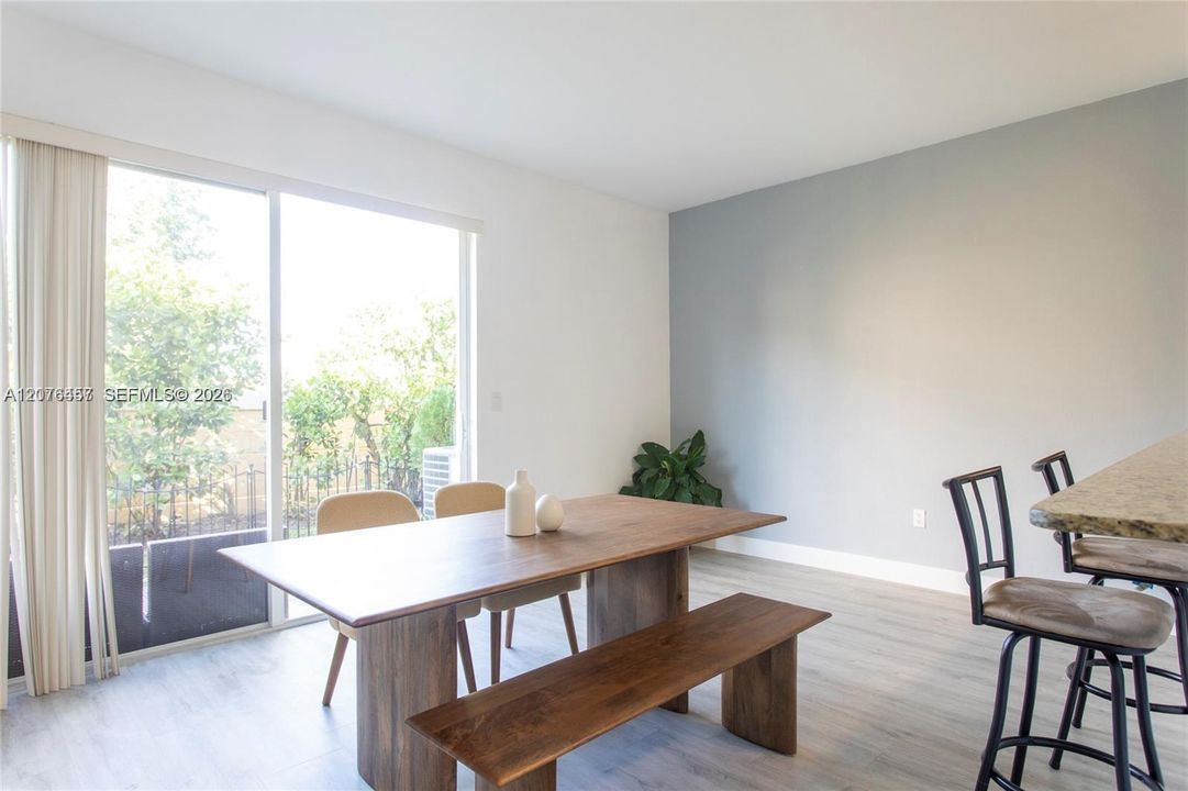 На продажу: $435,000 (3 спален, 2 ванн, 1503 Квадратных фут)
