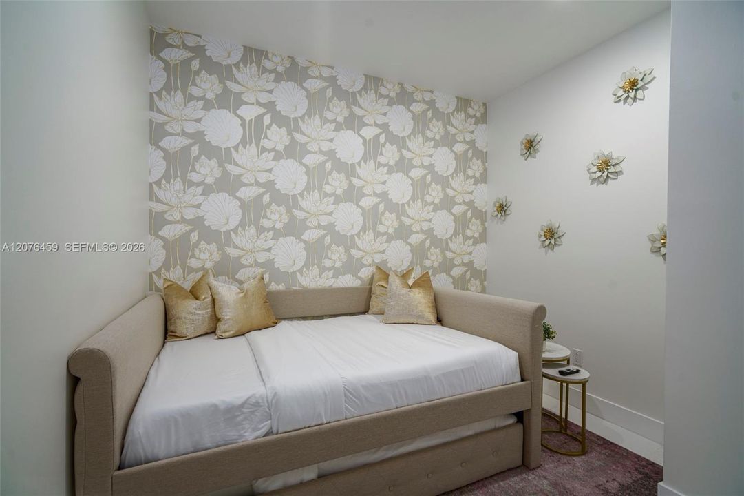 В аренду: $8,995 (5 спален, 4 ванн, 3050 Квадратных фут)