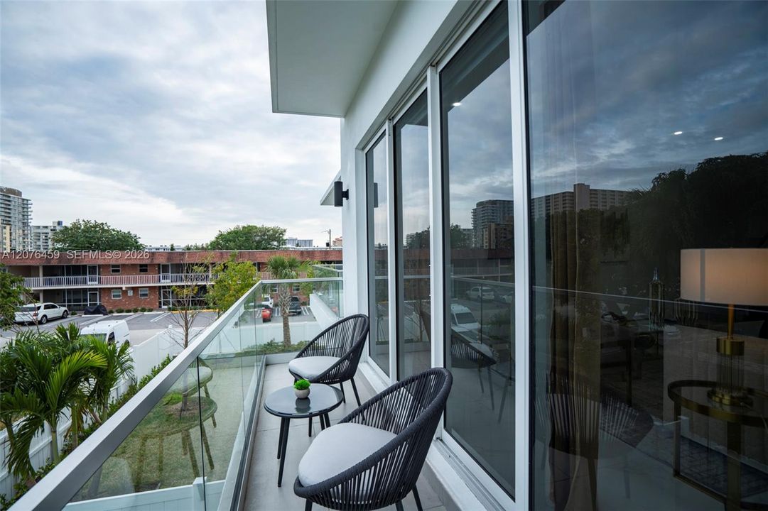 В аренду: $8,995 (5 спален, 4 ванн, 3050 Квадратных фут)