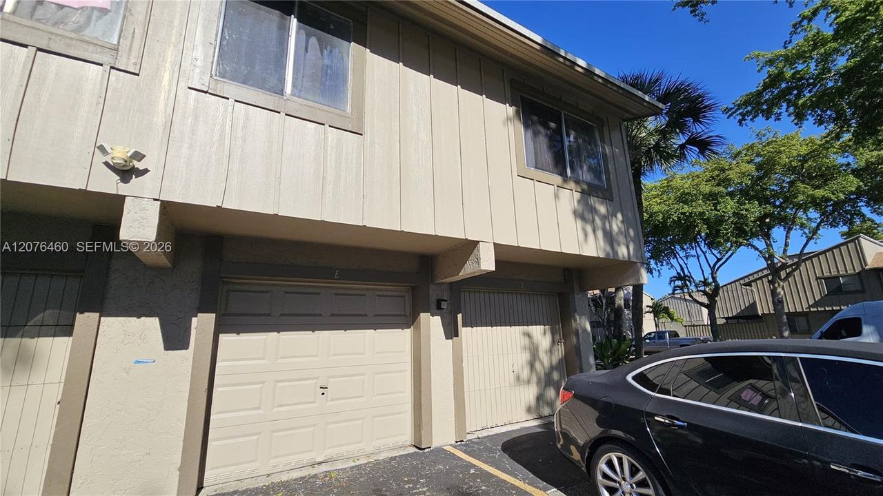En Venta: $200,000 (3 camas, 2 baños, 1080 Pies cuadrados)