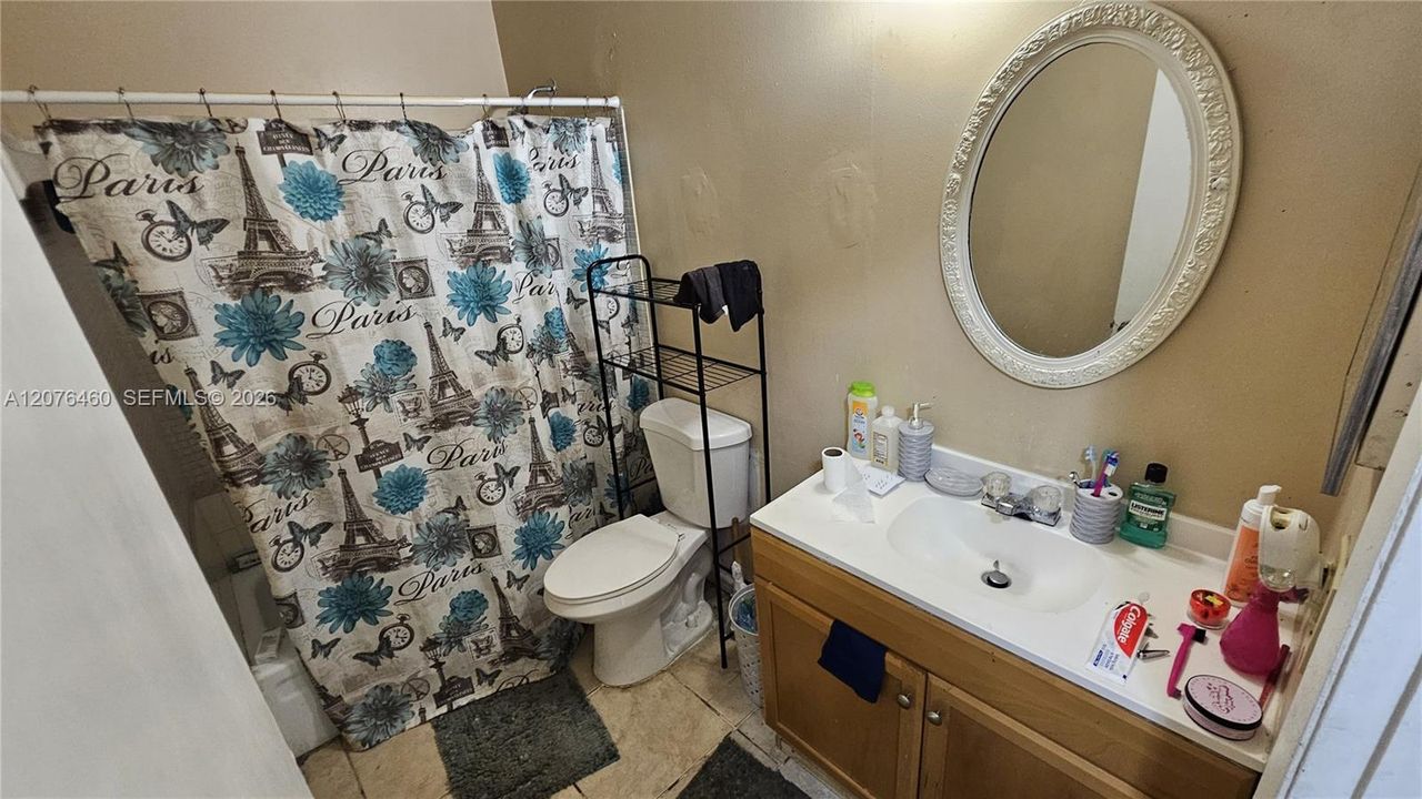 En Venta: $200,000 (3 camas, 2 baños, 1080 Pies cuadrados)