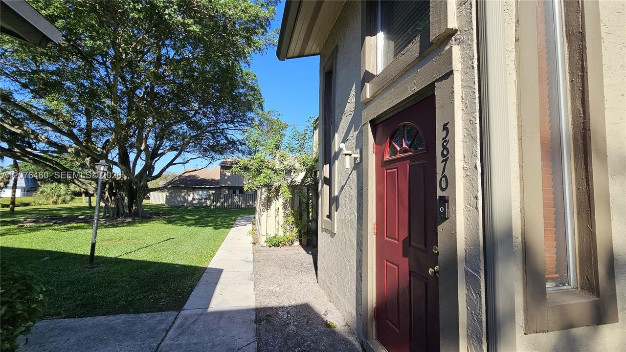 En Venta: $200,000 (3 camas, 2 baños, 1080 Pies cuadrados)