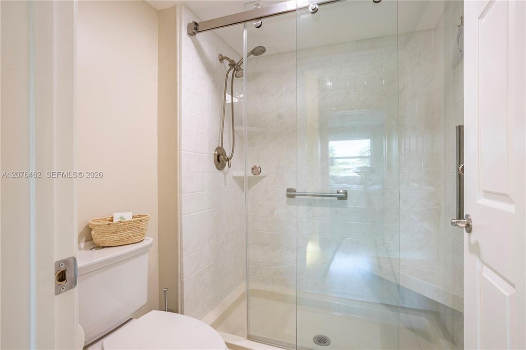 En Venta: $165,000 (2 camas, 2 baños, 1050 Pies cuadrados)