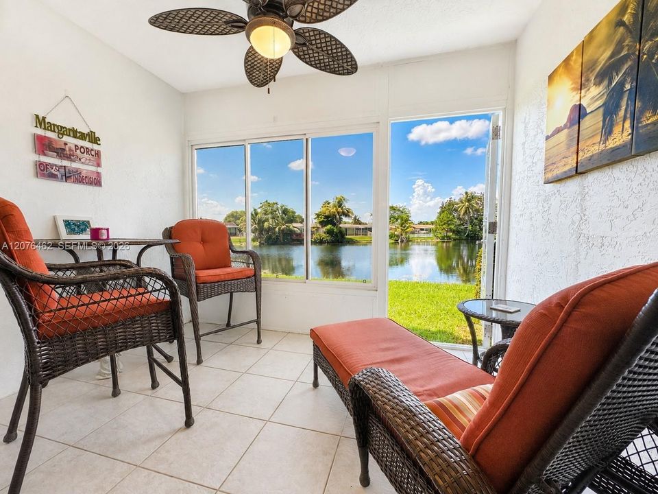 En Venta: $165,000 (2 camas, 2 baños, 1050 Pies cuadrados)