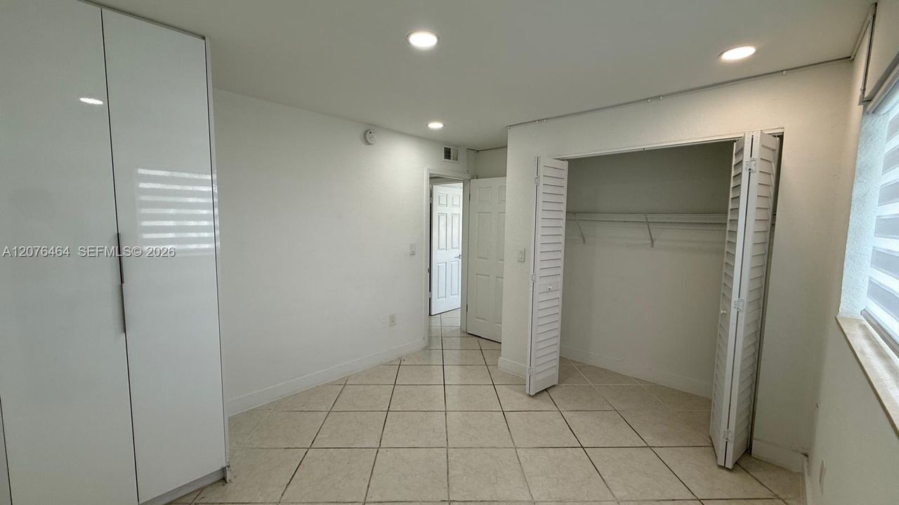 En Venta: $269,000 (2 camas, 1 baños, 861 Pies cuadrados)
