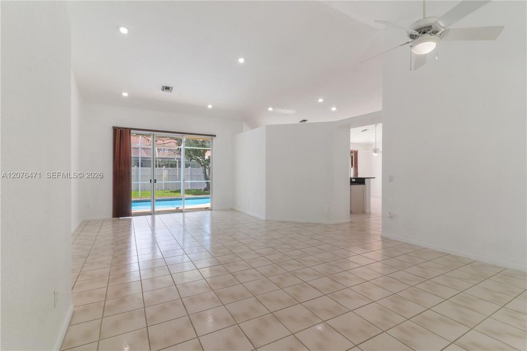For Sale: $735,000 (4 beds, 2 baths, 2216 Square Feet)