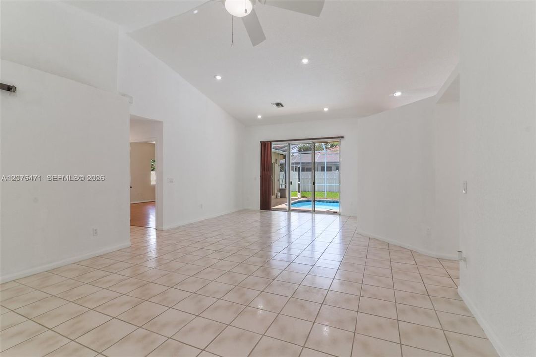 For Sale: $735,000 (4 beds, 2 baths, 2216 Square Feet)