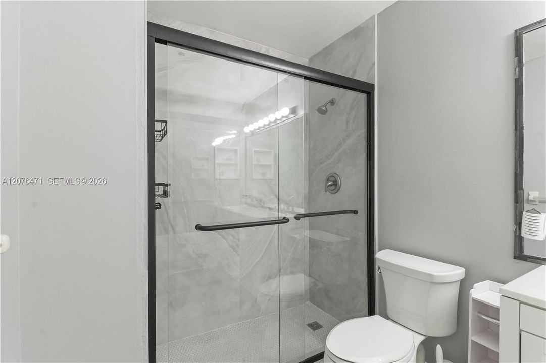 For Sale: $735,000 (4 beds, 2 baths, 2216 Square Feet)