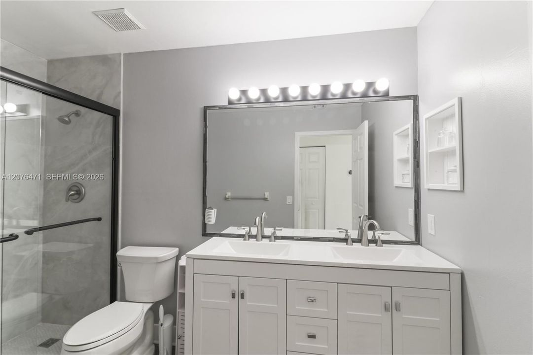 For Sale: $735,000 (4 beds, 2 baths, 2216 Square Feet)