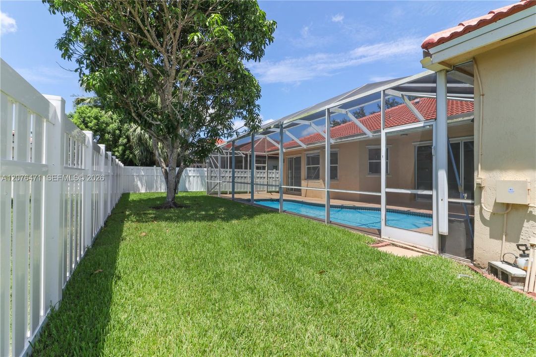 For Sale: $735,000 (4 beds, 2 baths, 2216 Square Feet)