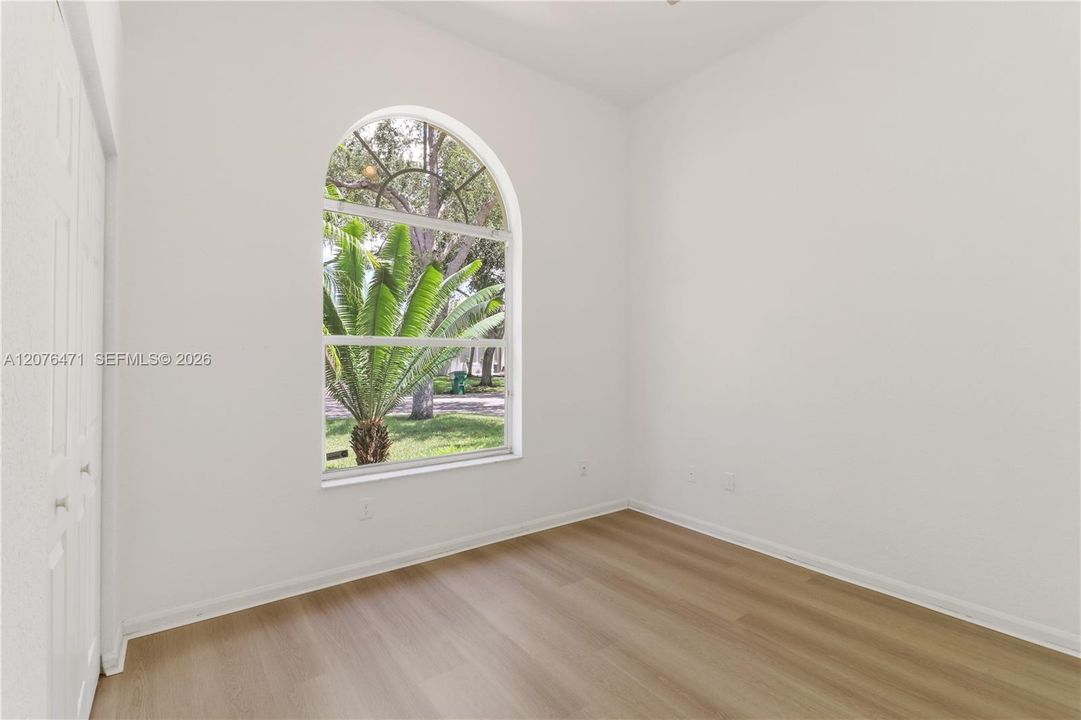 For Sale: $735,000 (4 beds, 2 baths, 2216 Square Feet)