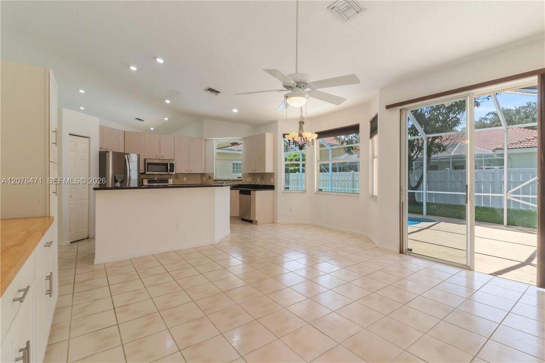 For Sale: $735,000 (4 beds, 2 baths, 2216 Square Feet)