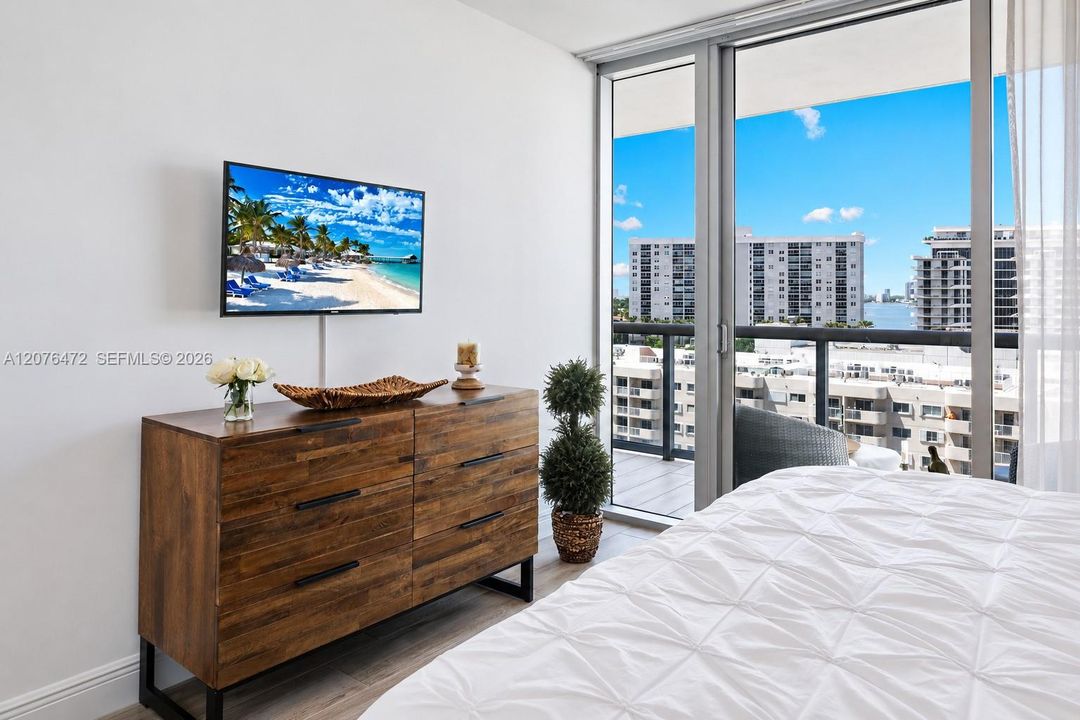 En Venta: $550,000 (1 camas, 1 baños, 757 Pies cuadrados)