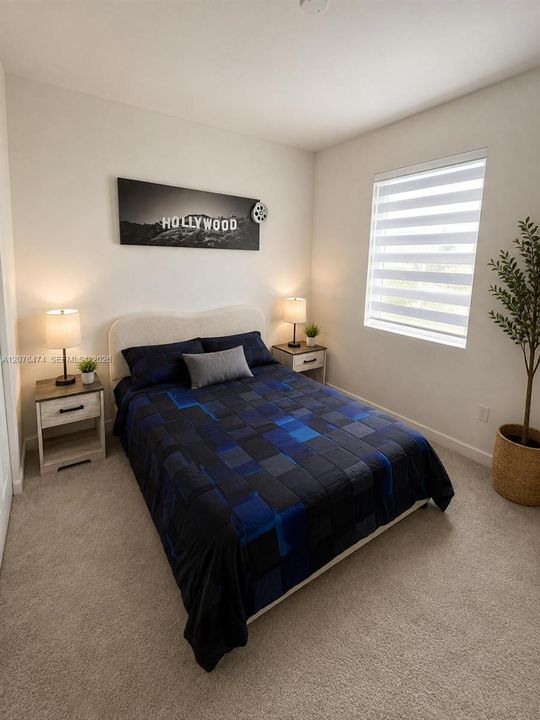 For Sale: $439,999 (3 beds, 3 baths, 1300 Square Feet)