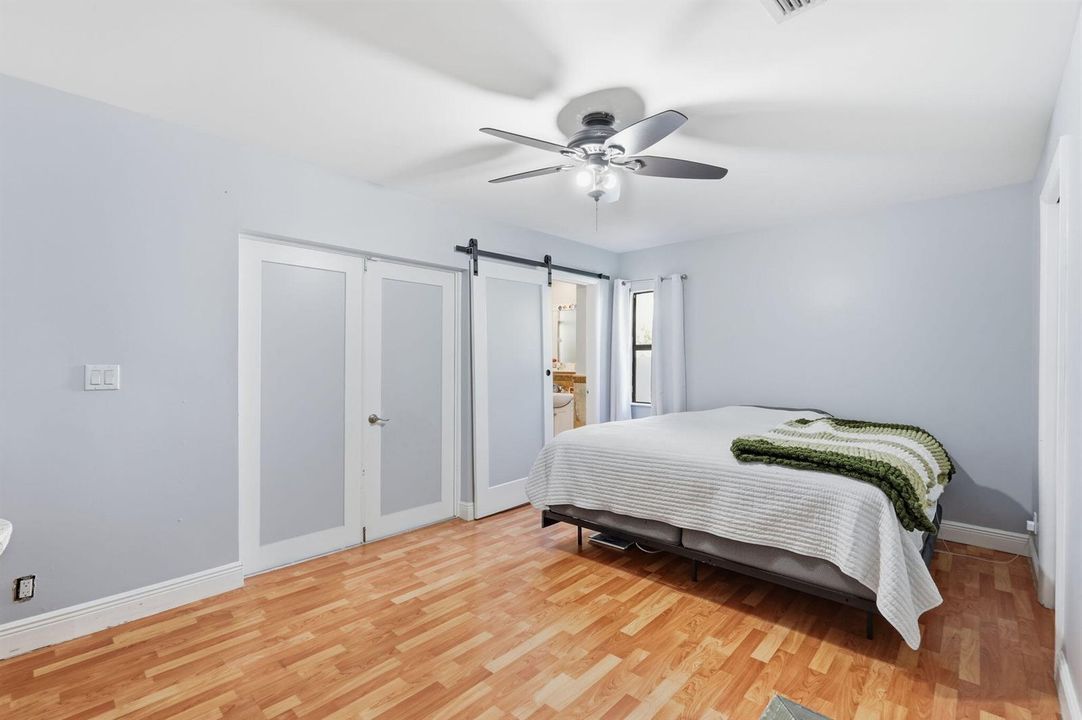 19-web-or-mls-1500_SW_15th_St_019