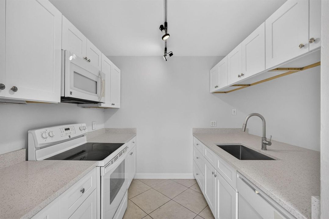 17-web-or-mls-5D1A5613