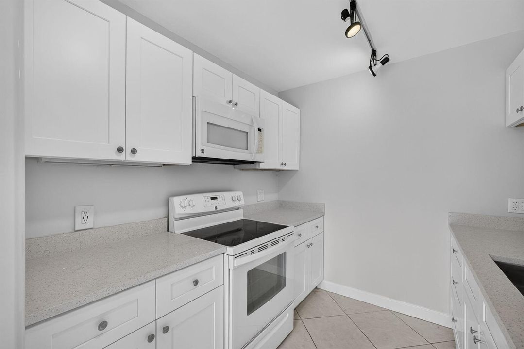 16-web-or-mls-5D1A5607