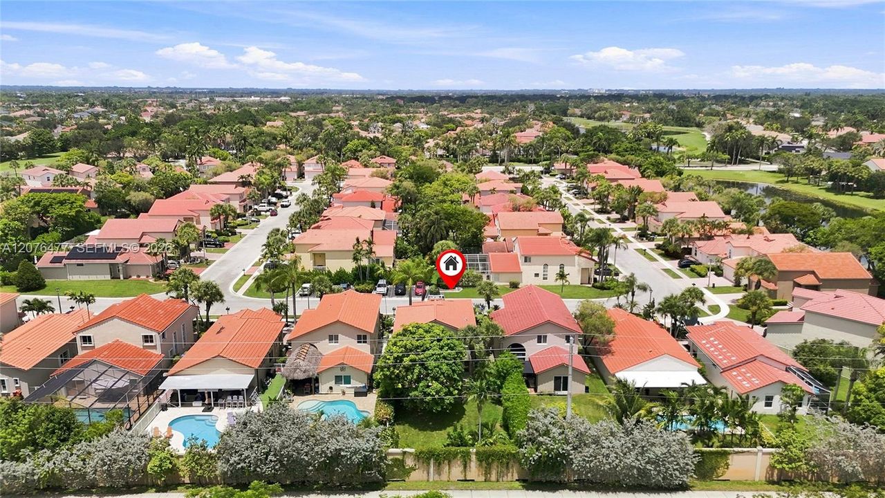 На продажу: $595,000 (3 спален, 2 ванн, 1714 Квадратных фут)