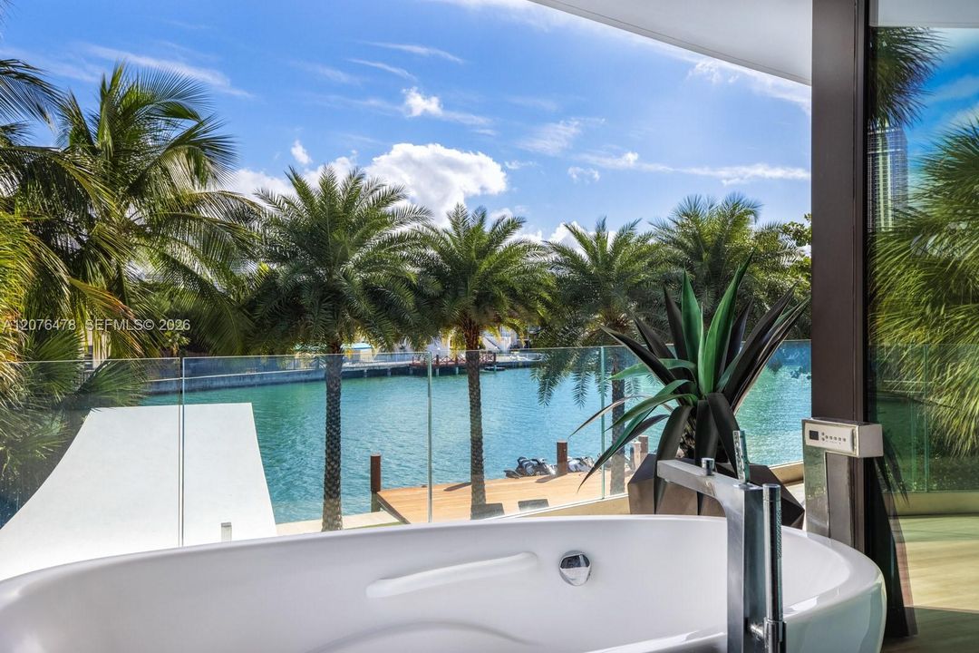 En Venta: $14,800,000 (6 camas, 6 baños, 5406 Pies cuadrados)