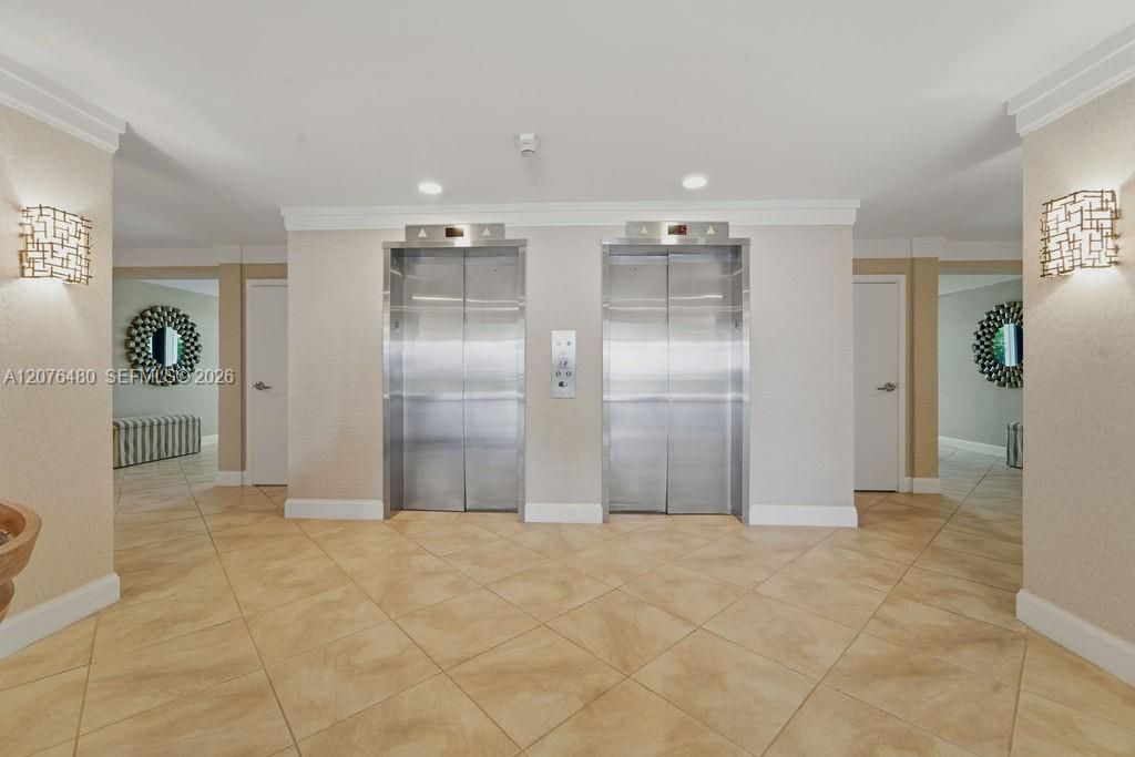 На продажу: $1,795,000 (3 спален, 3 ванн, 1800 Квадратных фут)