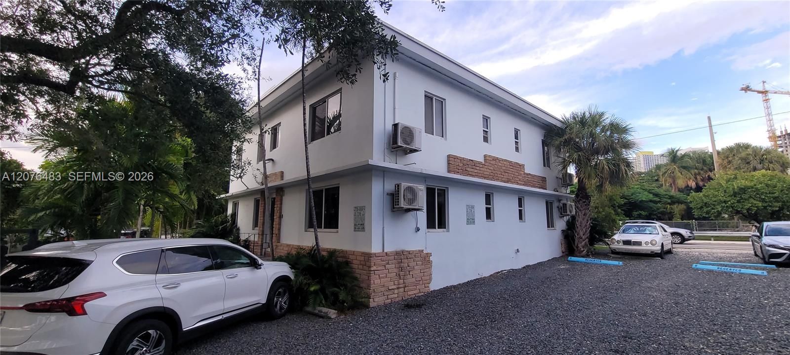 В аренду: $1,550 (0 спален, 1 ванн, 400 Квадратных фут)