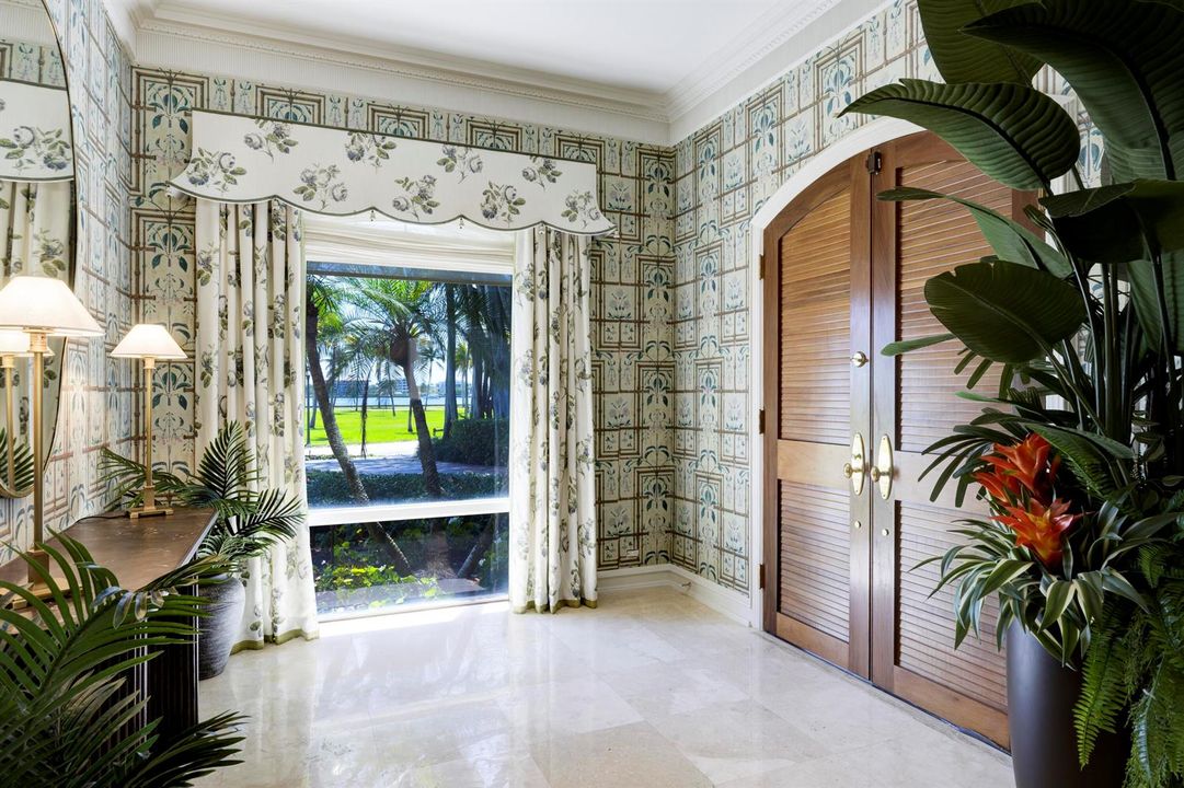 Foyer 1