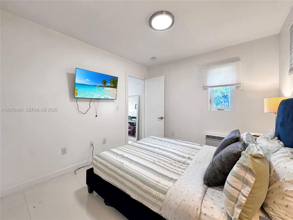 For Rent: $2,000 (1 beds, 1 baths, 475 Square Feet)