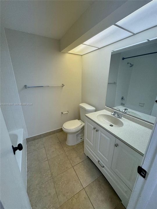 For Rent: $2,995 (3 beds, 2 baths, 1590 Square Feet)
