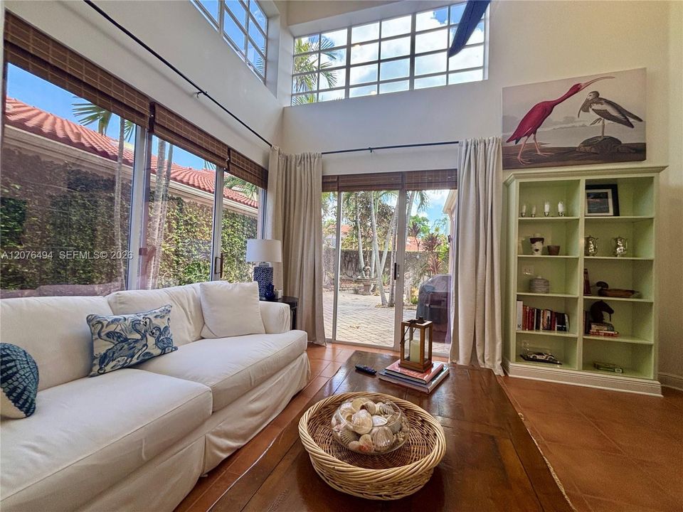 For Rent: $7,500 (3 beds, 2 baths, 1831 Square Feet)