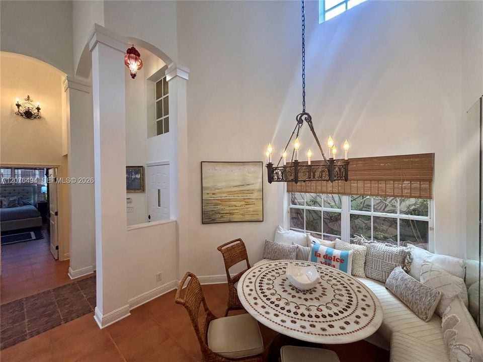 For Rent: $7,500 (3 beds, 2 baths, 1831 Square Feet)