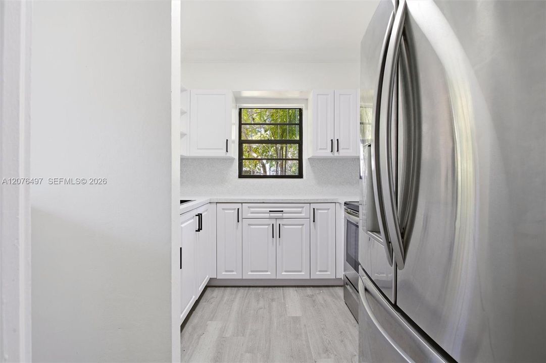 В аренду: $3,500 (3 спален, 2 ванн, 1257 Квадратных фут)