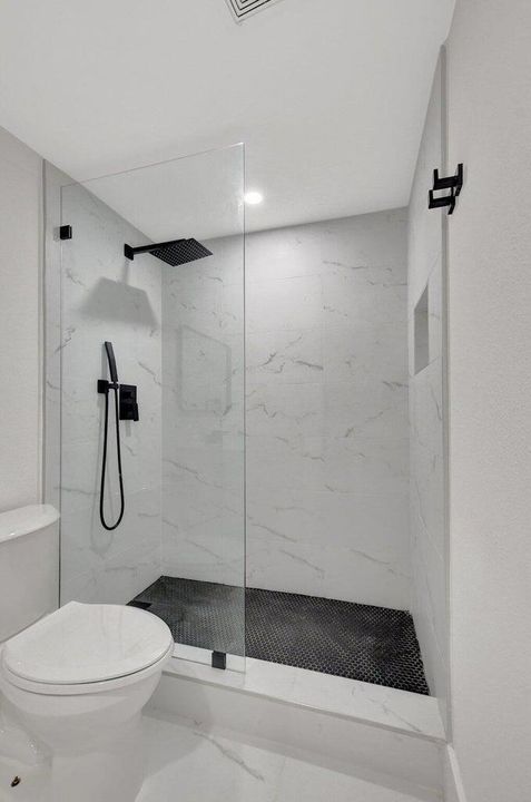 guest bath 2