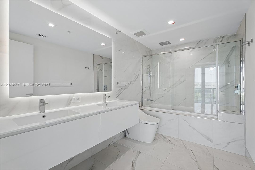 В аренду: $4,000 (1 спален, 1 ванн, 937 Квадратных фут)