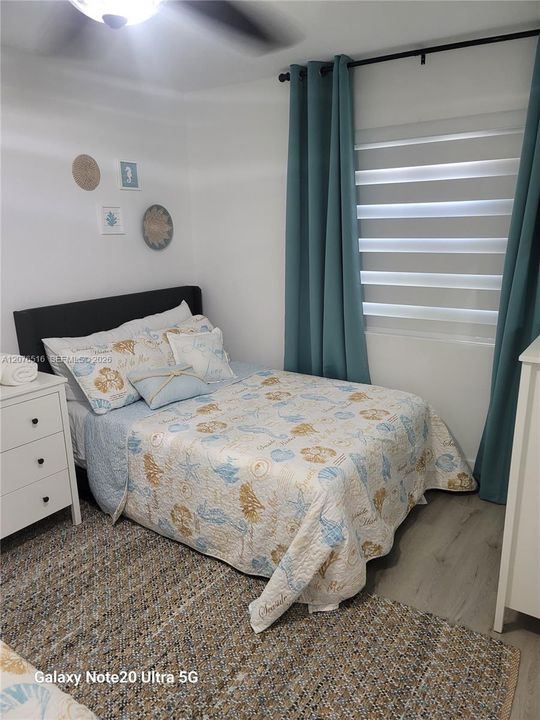 В аренду: $4,200 (5 спален, 2 ванн, 1803 Квадратных фут)