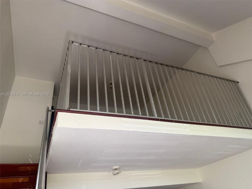 В аренду: $1,900 (1 спален, 1 ванн, 725 Квадратных фут)