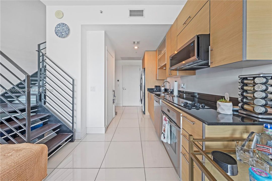 В аренду: $3,400 (1 спален, 1 ванн, 638 Квадратных фут)