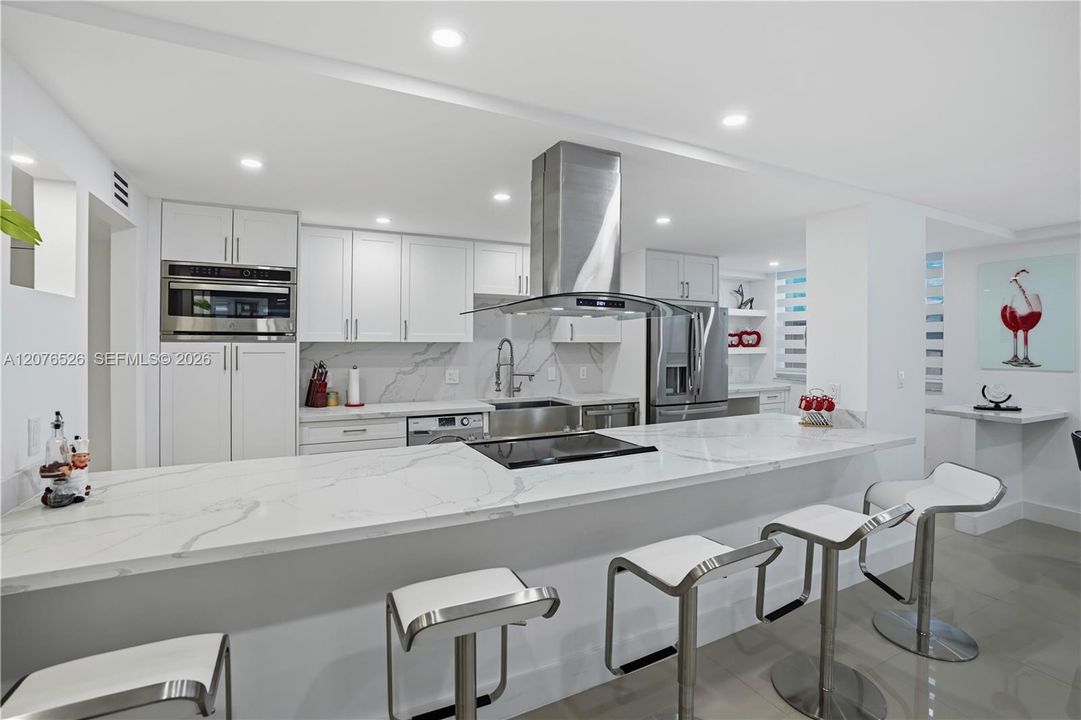 For Sale: $699,000 (2 beds, 2 baths, 1768 Square Feet)