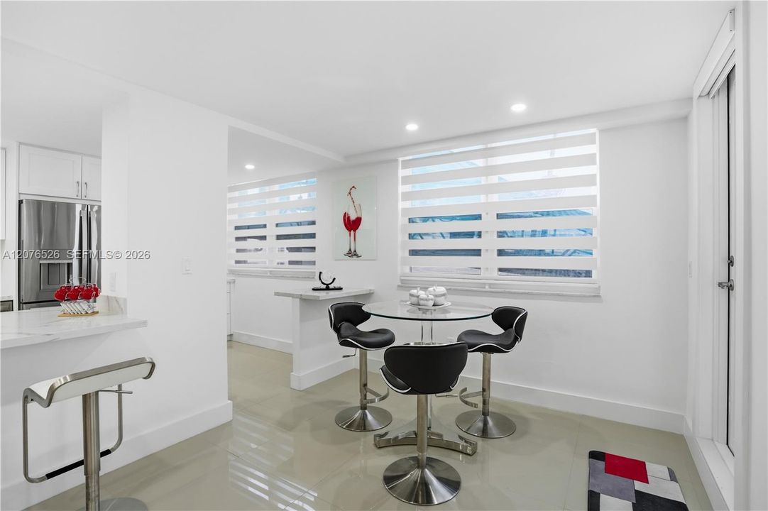 For Sale: $699,000 (2 beds, 2 baths, 1768 Square Feet)
