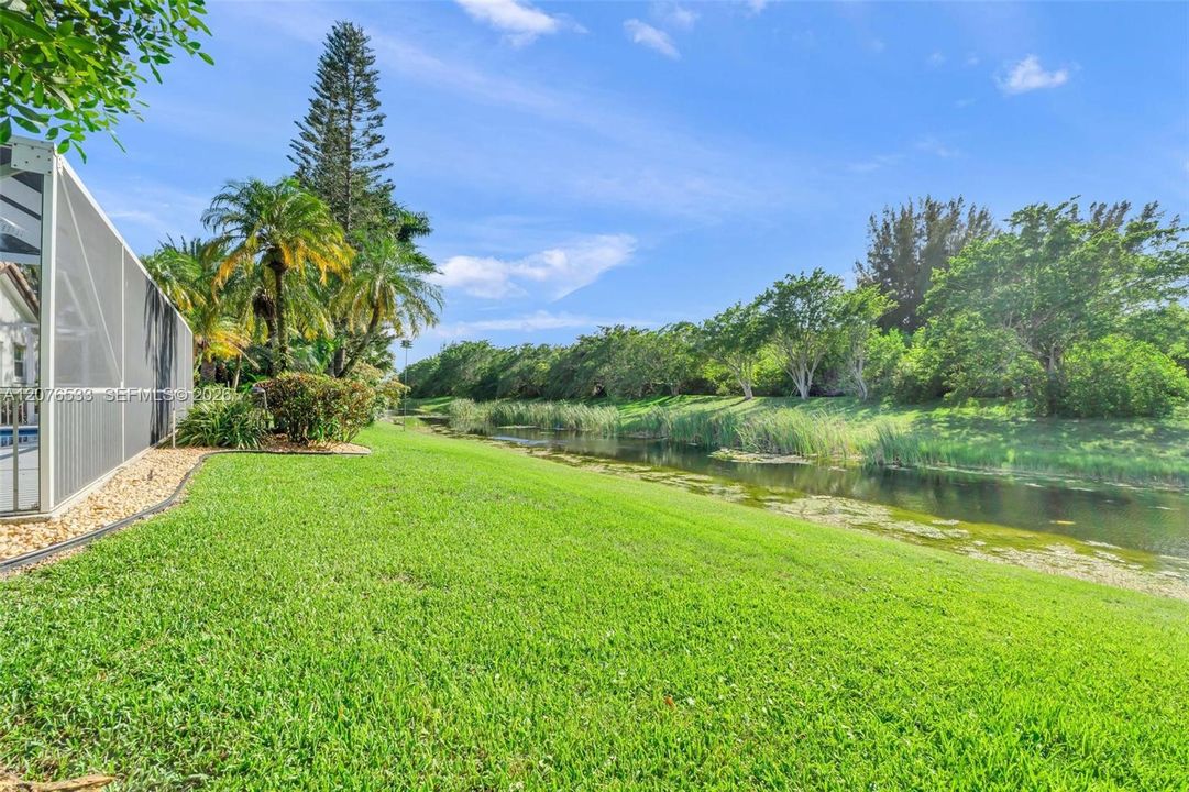En Venta: $1,368,500 (4 camas, 2 baños, 2595 Pies cuadrados)