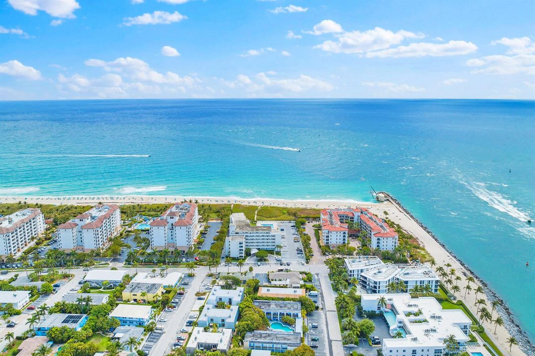 33 Ocean Avenue Aerial