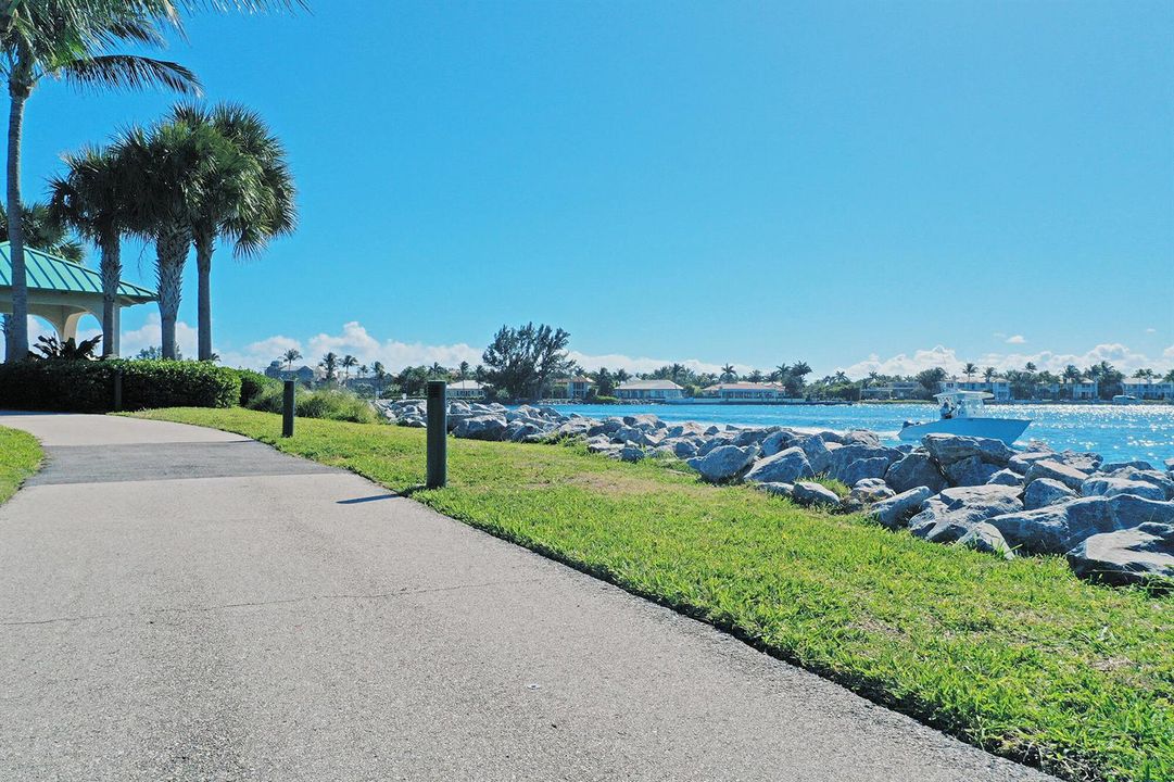 Palm Beach Inlet Walk Way
