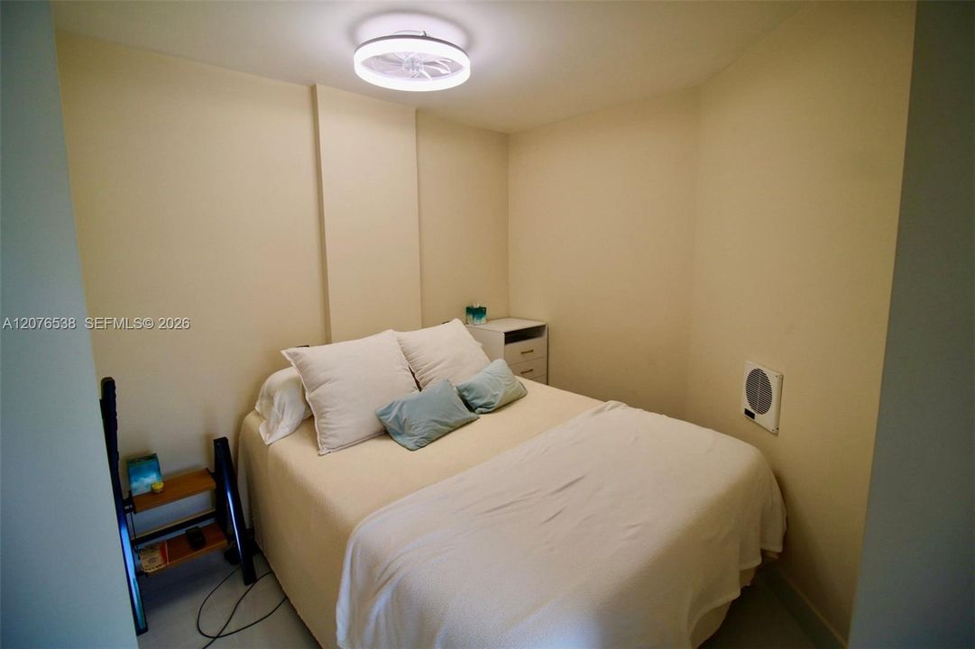 В аренду: $2,500 (1 спален, 1 ванн, 565 Квадратных фут)
