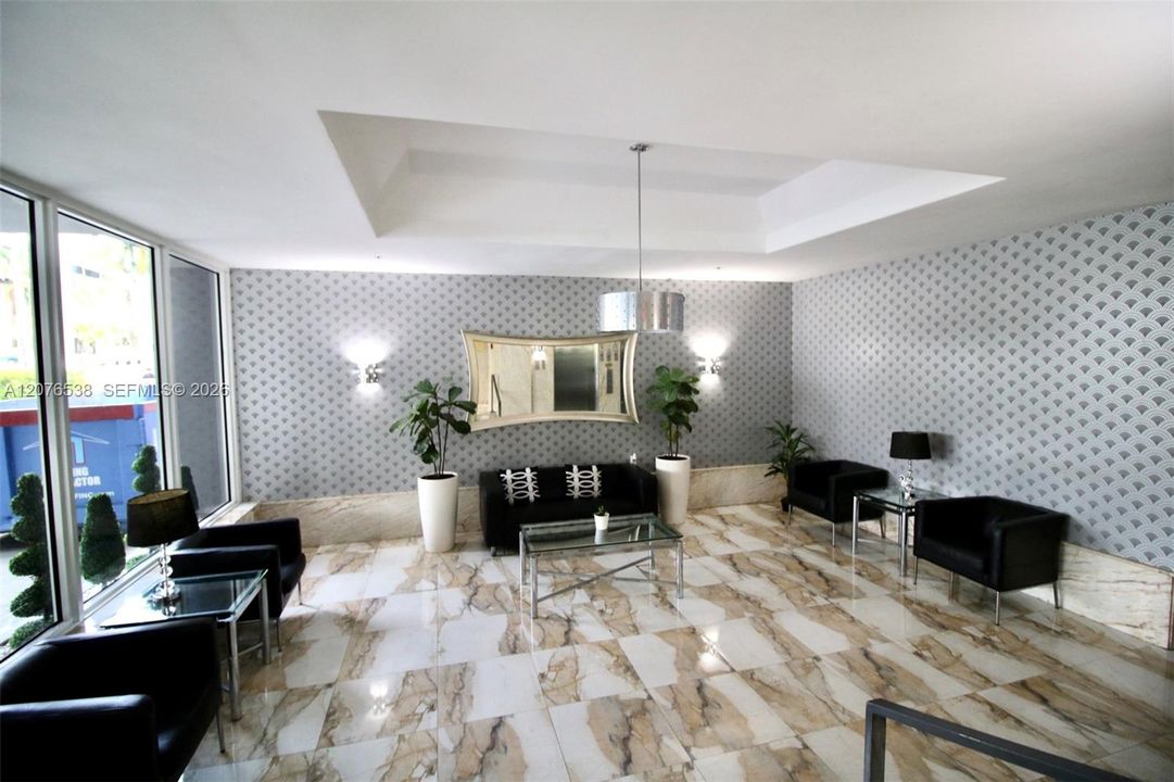 В аренду: $2,500 (1 спален, 1 ванн, 565 Квадратных фут)